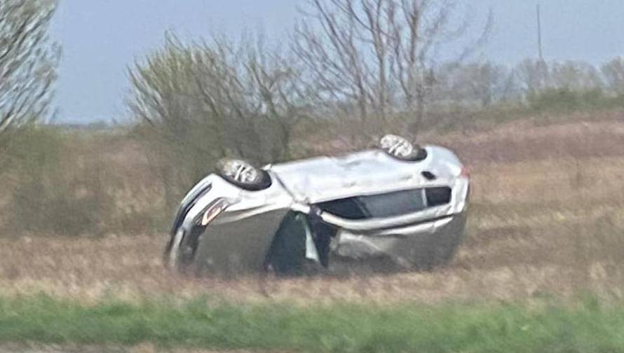 Sudario se s drugim autom pa preletio betonski odvod: 'Sreća pa je samo lakše udario glavu'