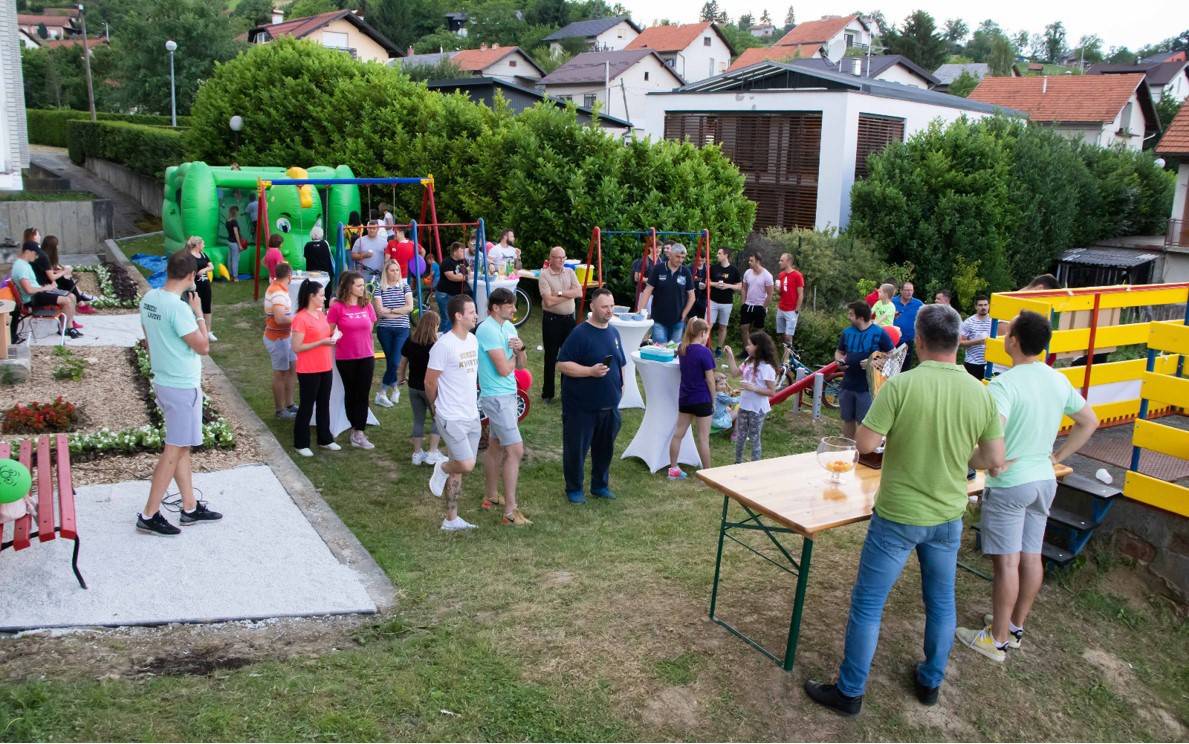 Kad se male ruke slože: Dečki iz Zaboka organiziraju turnir, a nagrada je - obnova igrališta