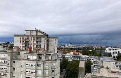 FOTO Pogledajte oluju koja stiže u Zagreb: Na snazi meteoalarm
