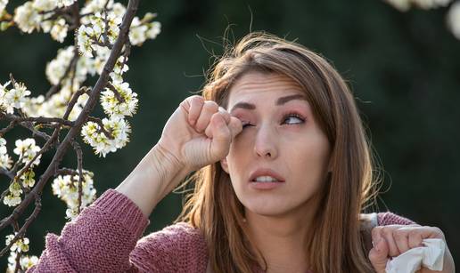 Rije&scaron;ite se simptoma alergije uz ove prirodne metode i lijekove