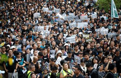Nastavljaju se prosvjedi:  Tisuće  ljudi na ulicama Hong Konga