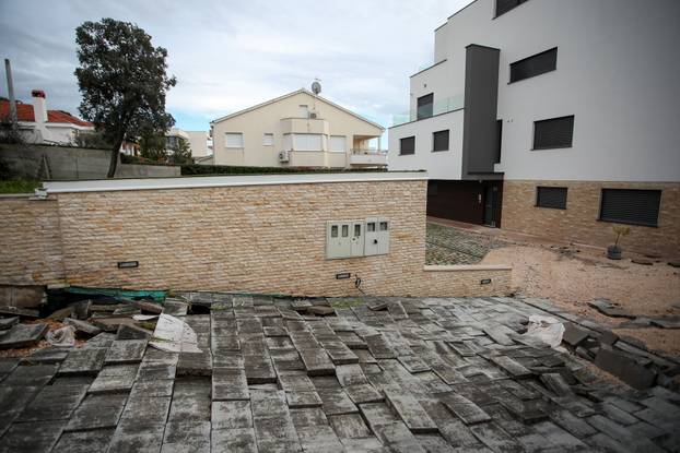 Kozino: Oštećen prilazni put koji vodi do luksuznih vila u vlasništvu Luke Modrića 