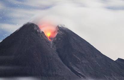 Vulkan Merapi opet eruptirao i ponovno otjerao stanovnike