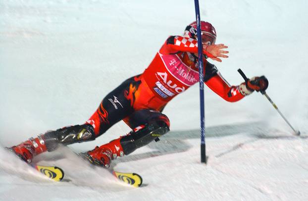 ARHIVA - Janica Kosteli? prva na cilju Snje&zcaron;ne kraljice i bez &scaron;tapa 