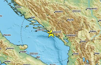 Potres zatresao Dubrovnik: 'Jak i kratak udar, skočio sam iz kreveta, sve nas je probudio'