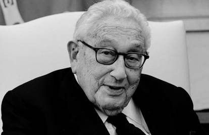 Preminuo Henry Kissinger (100)