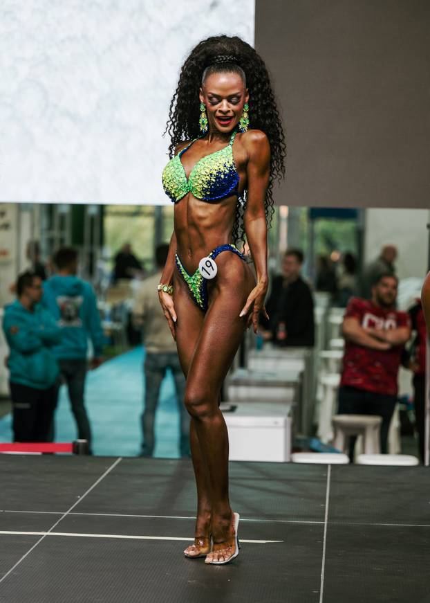 FOTO Vruća izdanja Cro Brazilke Anny koja je zablistala u Riju!