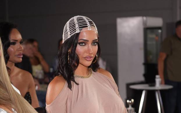Beograd: Laura Prgomet ušla je u show  Eilta 10 na televiziji Pink