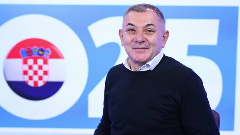 Snaha Lovrića iz vrtića prebacila 140.000 eura, pola završilo kod supruga. Lovrić: Ništa ne znam! 17 pxl 060525 132288449 rtuf81C