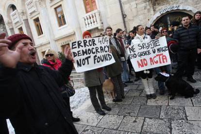 Novi prosvjedi protiv ACTA-e najavljeni za Split i Zagreb