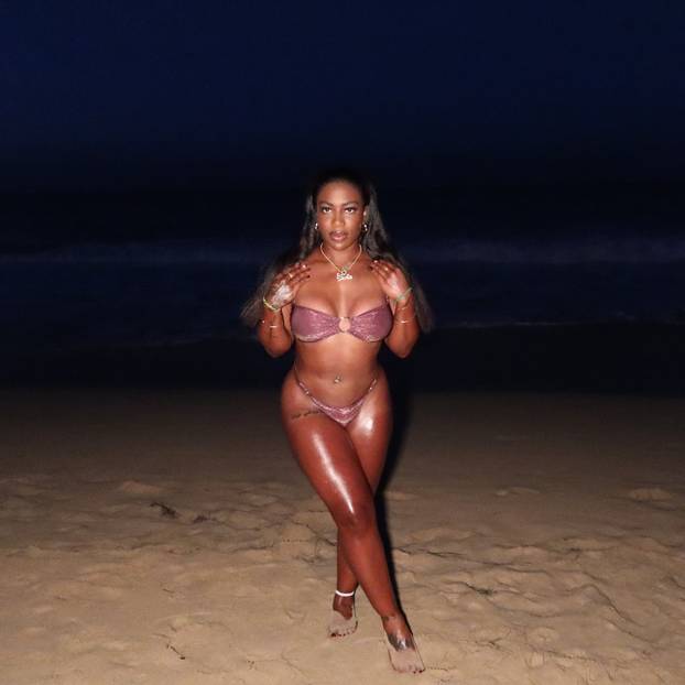 FOTO Tenisačica skinula sve sa sebe i otkrila gdje će nastupiti. Ako tribine sad ne budu pune...