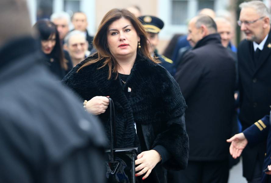 Predsjednica stigla u čizmama kakve su nosili hrabri branitelji