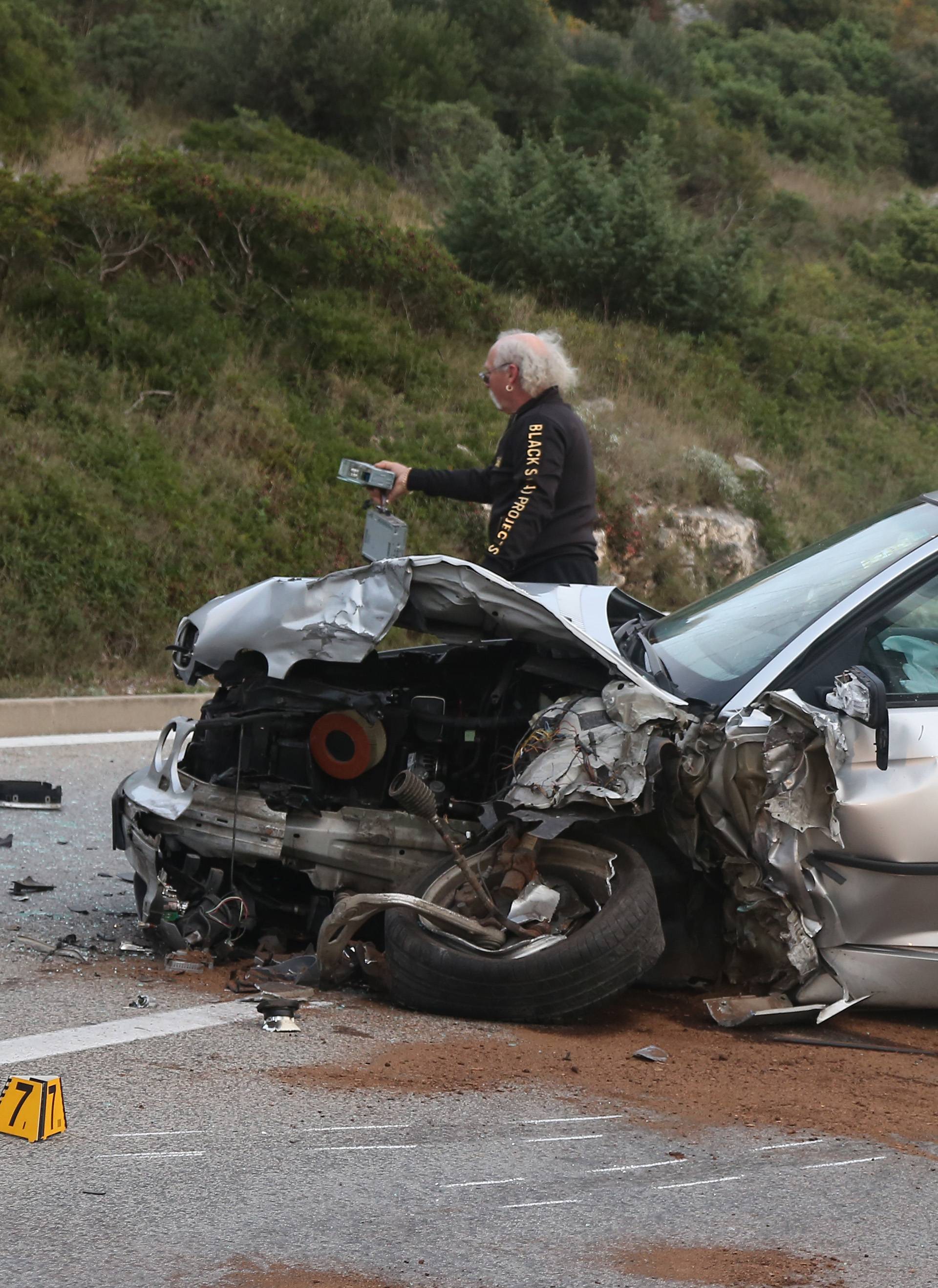 U sudaru četiri automobila kod Njivica teško ozlijeđeno dijete