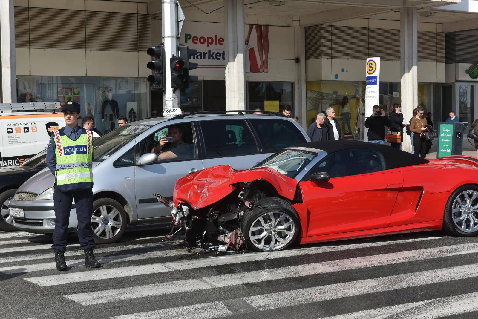 Jedan od najskupljih sudara u Zagrebu: Uništene top jurilice