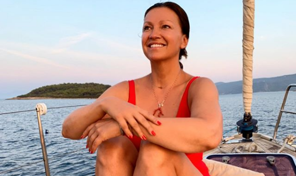 Nina još uživa na moru i pozira bez šminke: 'Prirodna ljepotica'