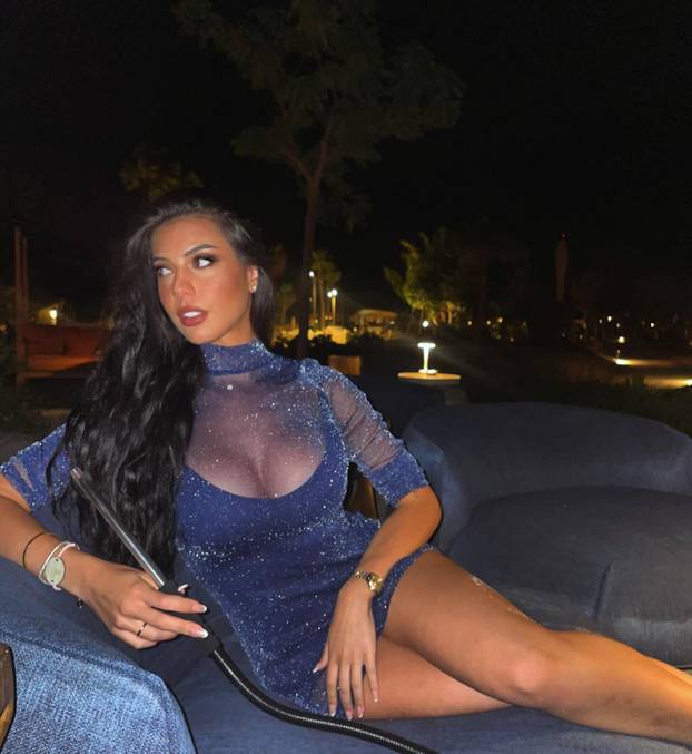 FOTO Bujna stjuardesa zavela zvijezdu Juvea. Žena je saznala