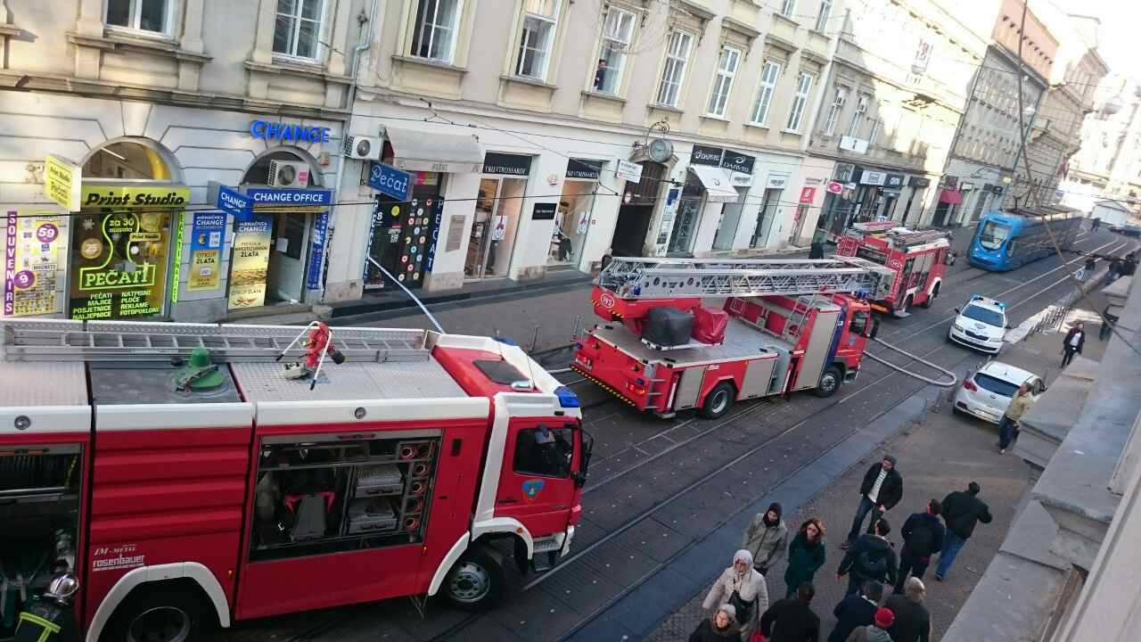 Eksplozija u Praškoj: "Osjetili smo plin, a onda je grunulo..."