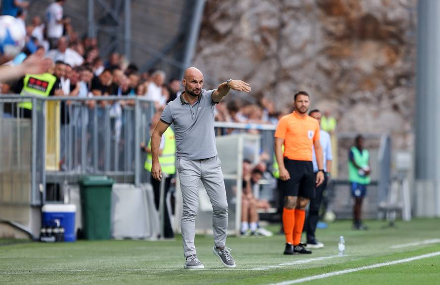 Rijeka: HNK Rijeka i NK Varaždin susreli su se u 7. kolu SuperSport HNL-a