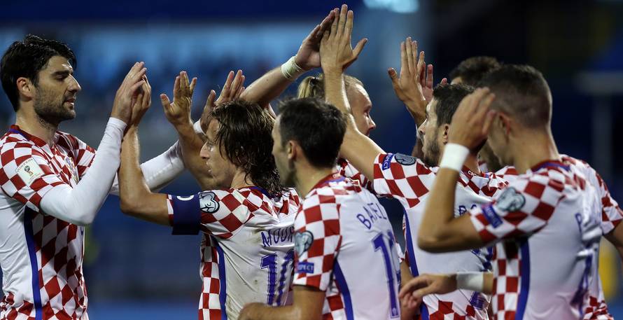 Vatreni listopad: Mjesec naših pobjeda, ali i otkaza izborniku