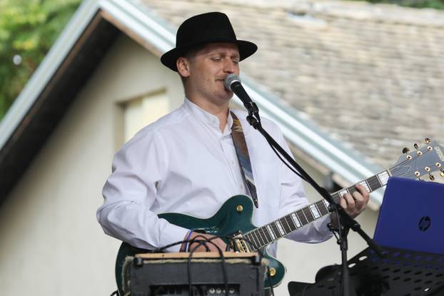 Zmajevac:  Vinski Bor maraton