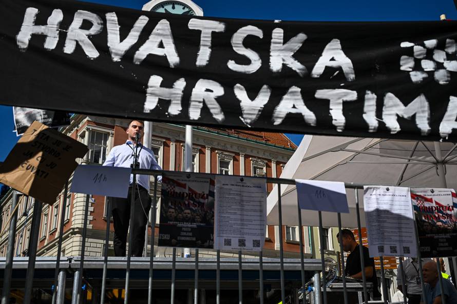 Zagreb: Održan "Prosvjed za spas hrvatske kulture, ne uvozu stranih radnika"