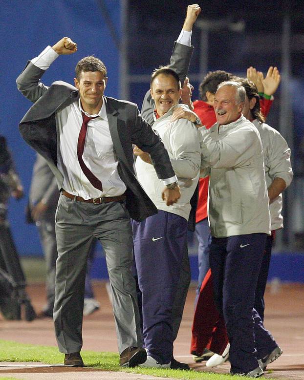 ARHIVA - 2006. Zagreb: Vatreni i "maksimirska krtica" srušili su Englesku 