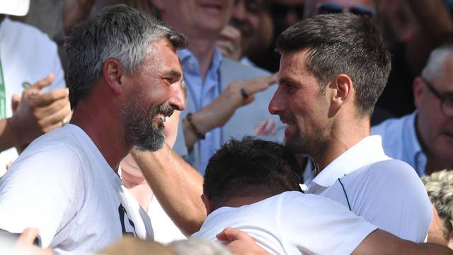 London, Gbr. 10th July, 2022. London Wimbledon Championships Day 10/07/2022 Novak Djokovic (SRB) celebrates with coach Goran Ivanisevic after he wins Mens Singles Final beating Nick Kyrgios (AUS) in four sets Credit: Roger Parker/Alamy Live News