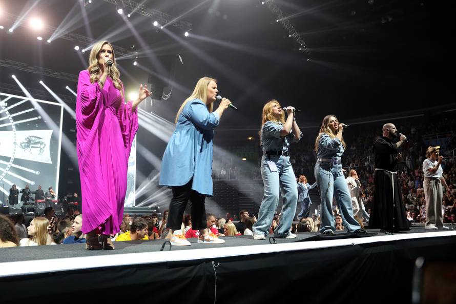 Zagreb: Duhovno-glazbeni koncert "Progledaj srcem" u Areni Zagreb