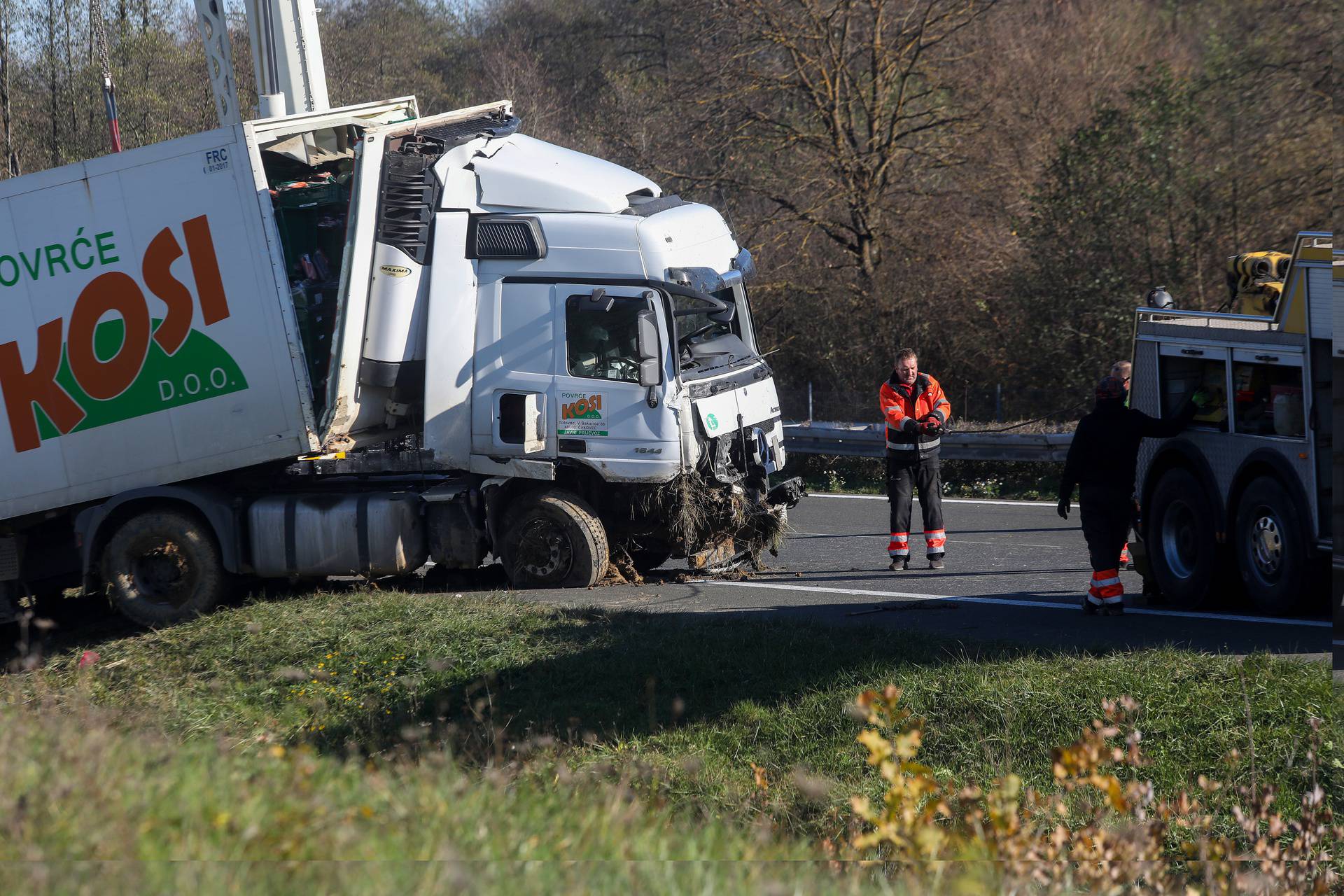 U prometnoj nesreći na autocesti A1 smrtno stradale četiri osobe