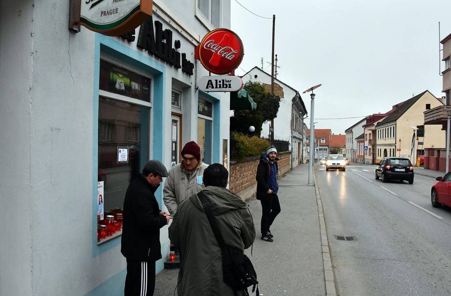 Požega: Caffe bar "Alibi" dobio svoj posljednji ispraćaj
