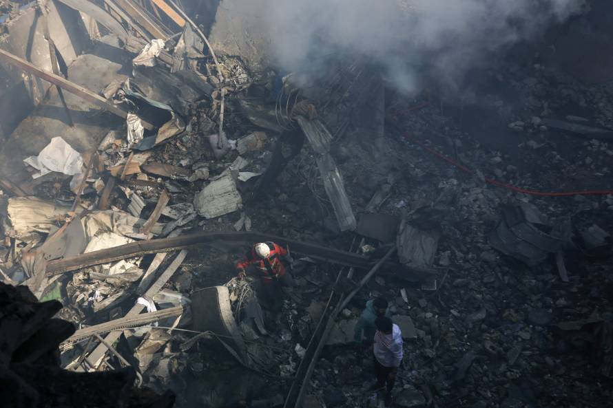Aftermath of an Israeli strike carried out on Wednesday, in Al-Mazraa in Beirut