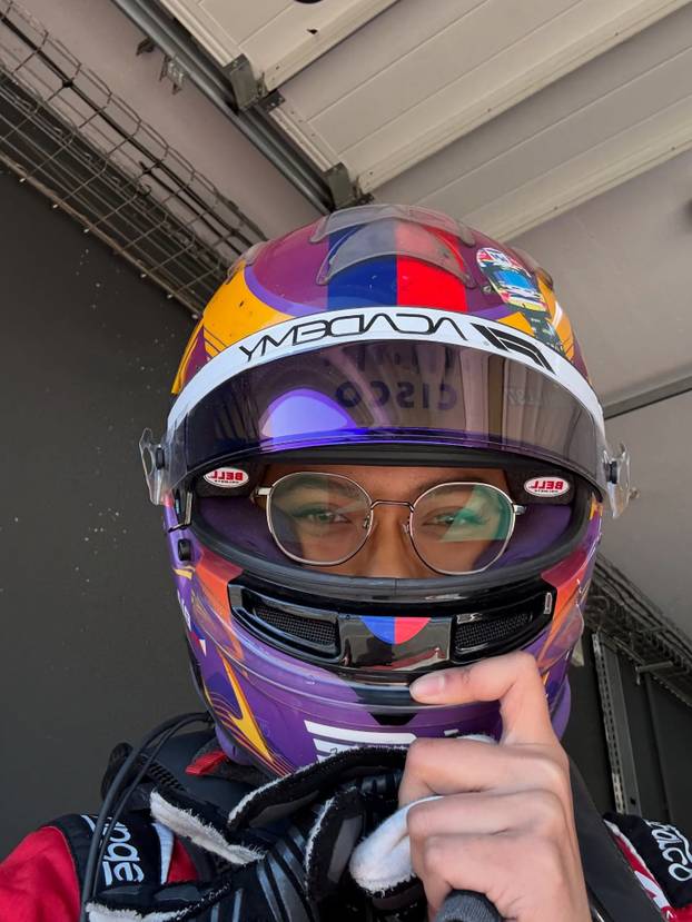 FOTO Bila je prva vozačica u McLarenu, a sada nastavlja rušiti predrasude u svijetu F1