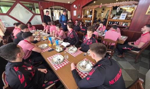 FOTO Kurilov&ccaron;ani se nabrijavaju uo&ccaron;i Dinama: Danas je va&scaron; dan!