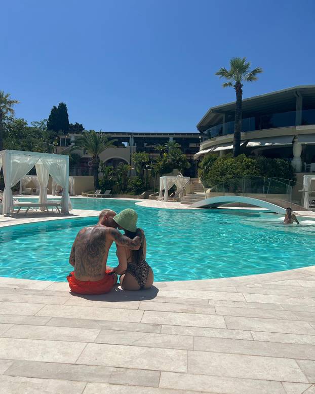 FOTO Interov bek tragičar je finala LP, ali ona će ga utješiti