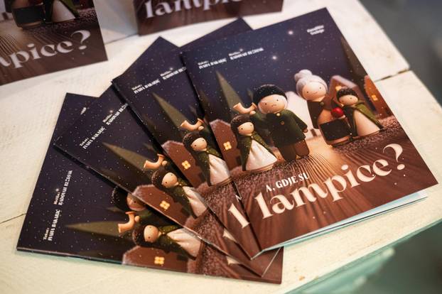 Zagreb: Svečana premijera Božićne predstave "A, gdje su lampice?" u kazalištu Trešnja