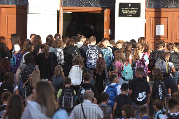 Rijeka: Prvi dan škole u Osnovnoj školi Nikola Tesla