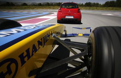 Iz Formule u automobil: Kako koristimo tehnologiju iz utrka?