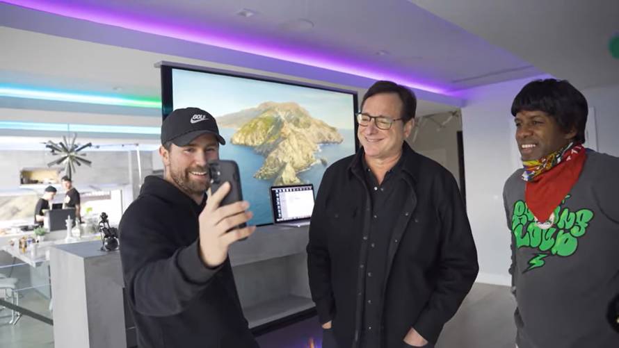 Prije smrti, Bob Saget snimio je svoj posljednji projekt: Glazbeni spot koji je napokon objavljen