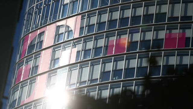 HT od Mađara kupuje 76,53 % dionica Crnogorskog Telekoma