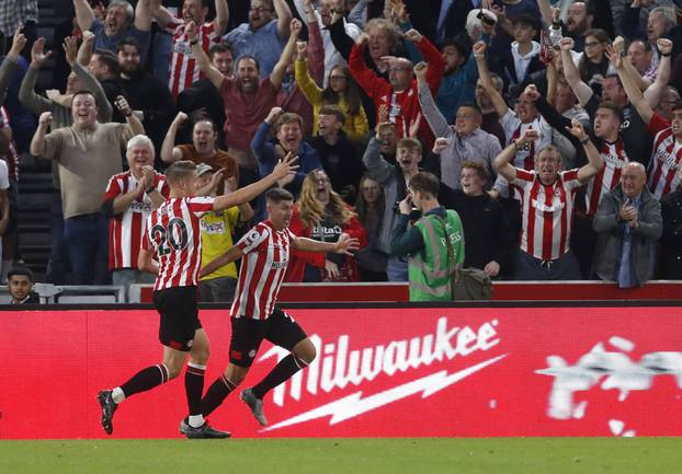 Premier League - Brentford v Liverpool