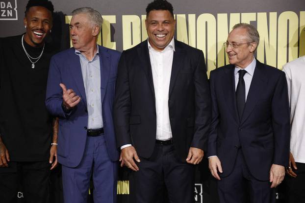 Photocall with Ronaldo Nazario