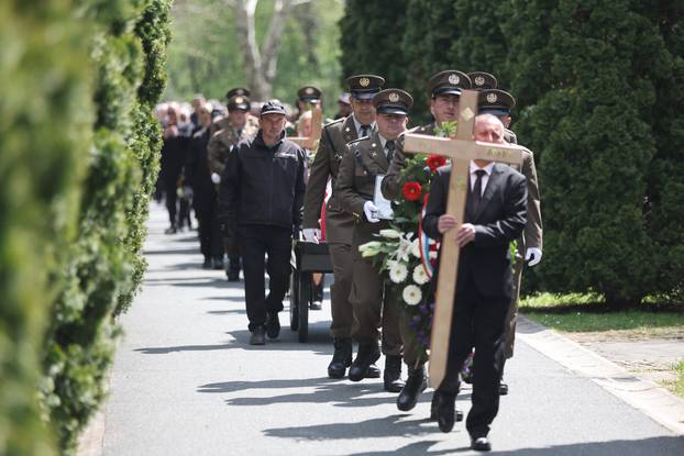 Vukovar: Sahrane nedavno identificiranih branitelja pronađenih na Petrovačkoj doli kod Vukovara