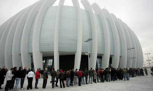 Organizatorima dojavili da se u Areni nalazi bomba