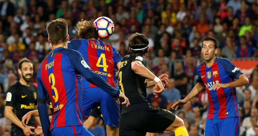 Football Soccer - Barcelona v Atletico Madrid - Spanish La Liga Santander - Camp Nou stadium