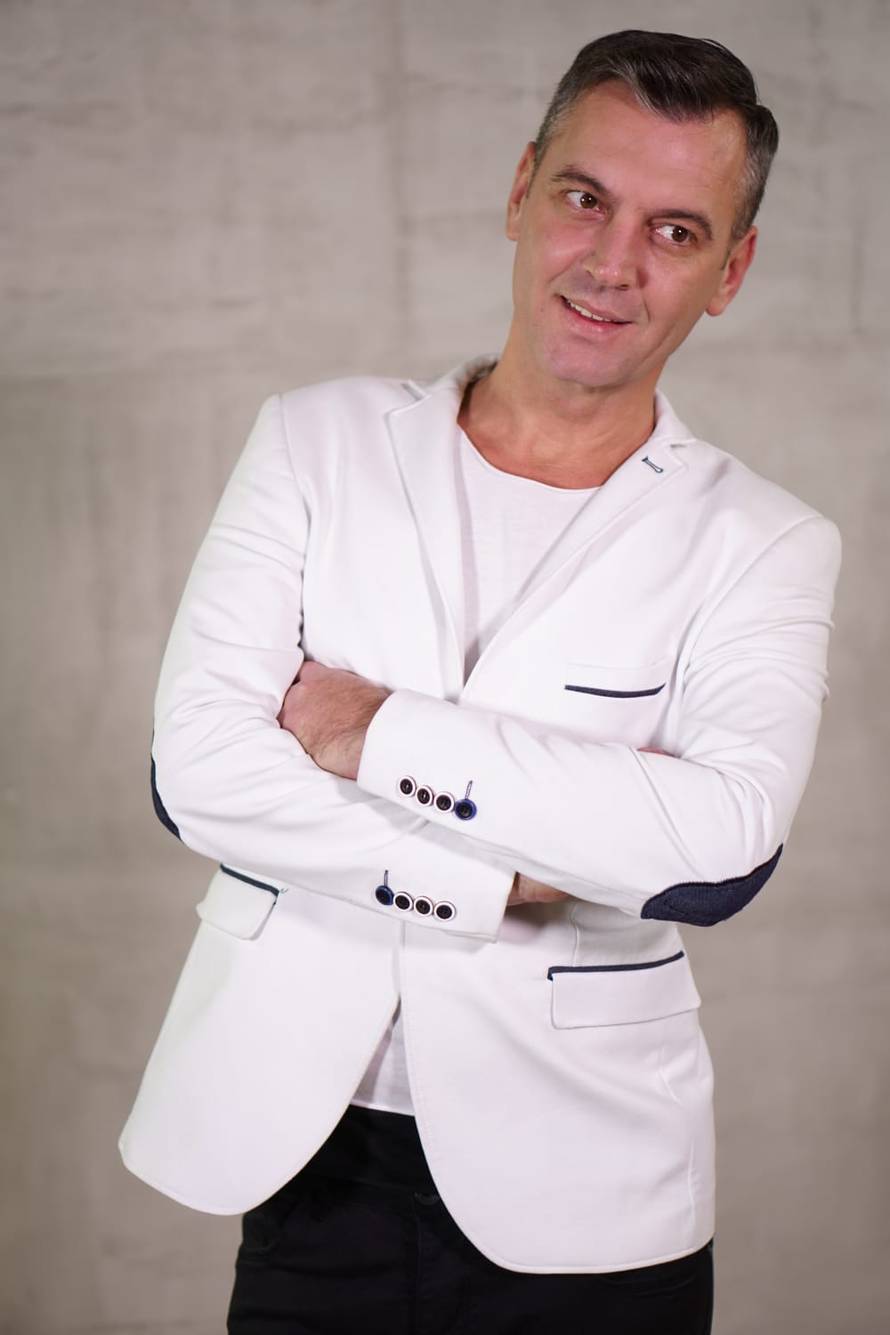 'Hrvatski natjecatelji miljenici su Srba, a seks dođe spontano'