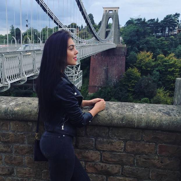 Od prodavačice do zaručnice u vrućim tangicama: Evo kako se Georgina mijenjala kroz godine