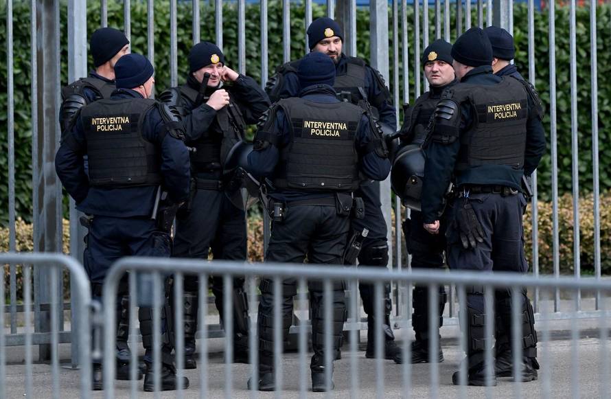 Zagreb: Jake sigurnosne snage oko stadiona Maksimir