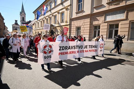 Otkrivamo kolike su najveće plaće liječnika u 10 bolnica: 'Iza toga stoje brojni prekovremeni'