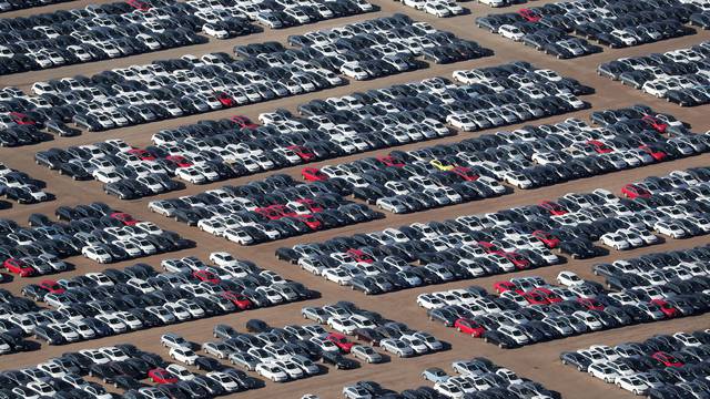 FILE PHOTO: Reacquired Volkswagen and Audi diesel cars sit in a desert graveyard near Victorville