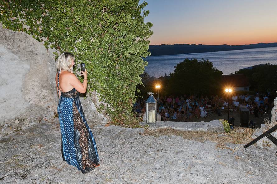 U čast Like: Sunset spectacle četvrtu godinu zaredom očarao na tvrđavi Fortica u Karlobagu